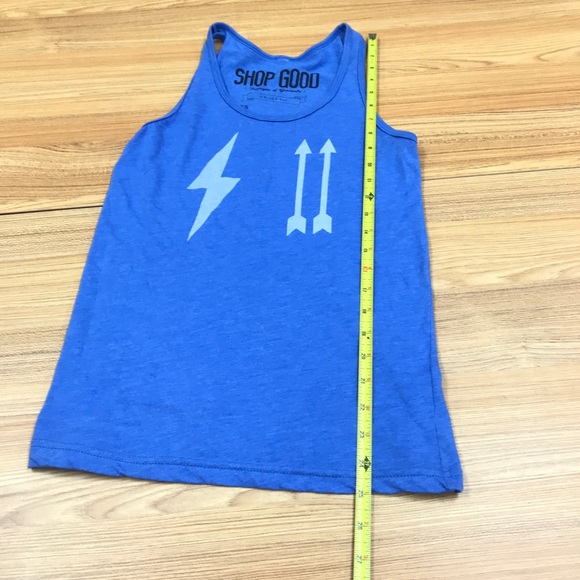Shop Good | Arrows and Lightning ⛈ graphic tank - Picture 4 of 4